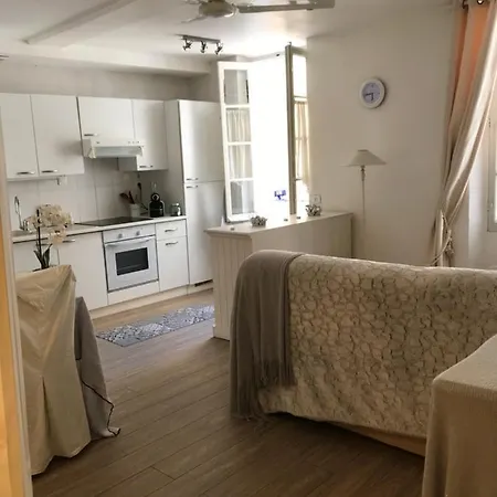 Tt Equipe Parking Coeur Apartment *