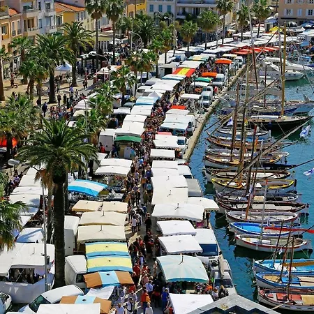 Tt Equipe Parking Coeur Sanary-sur-Mer